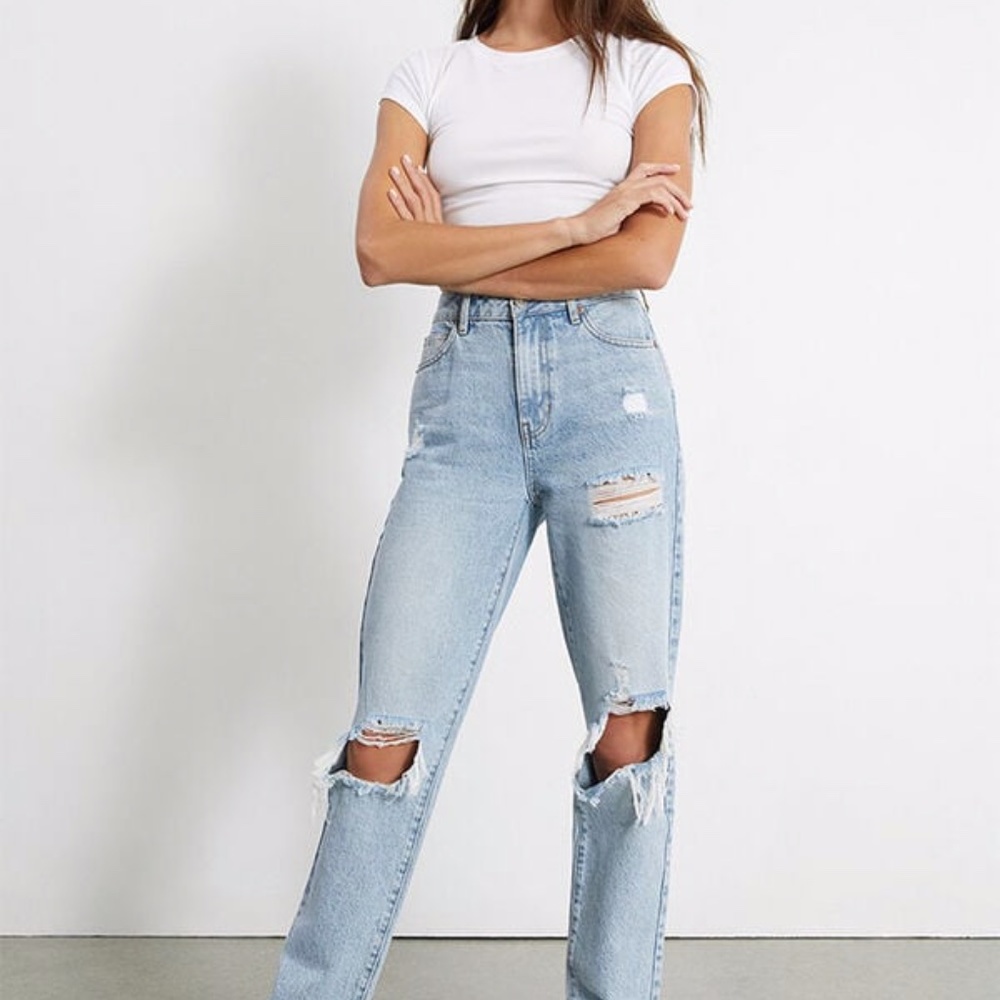 PacSun Vintage Ripped Mom Jeans - Picture 2 of 8